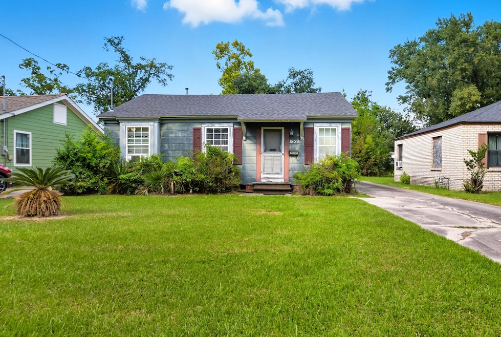 1825 7th St, Lake Charles, LA 70601 - photo 1