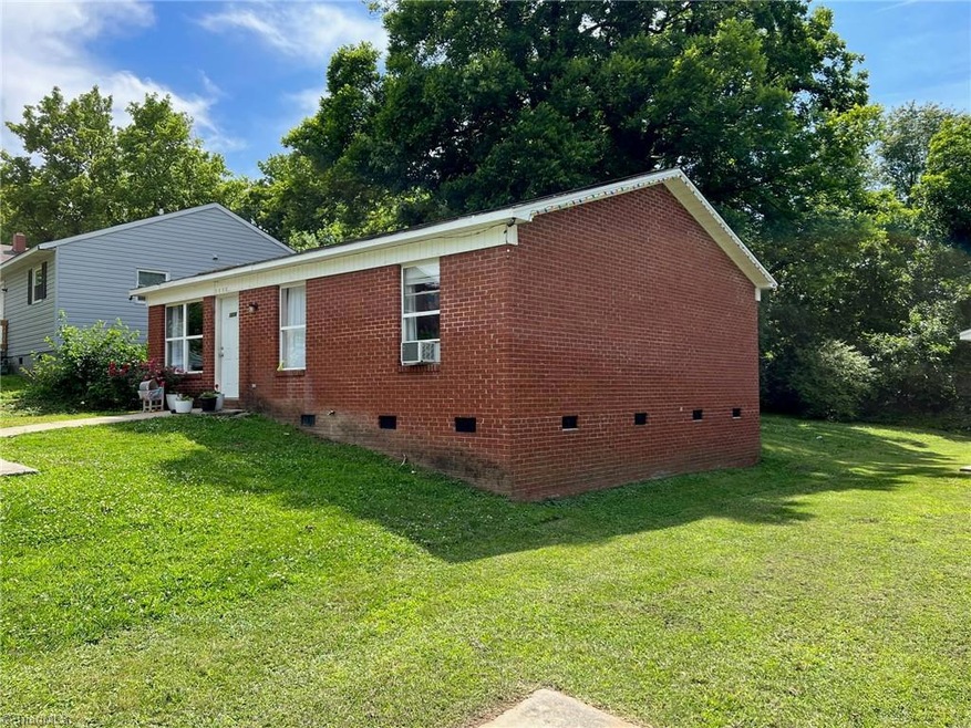 Welcome home to 1210 Adams Street!