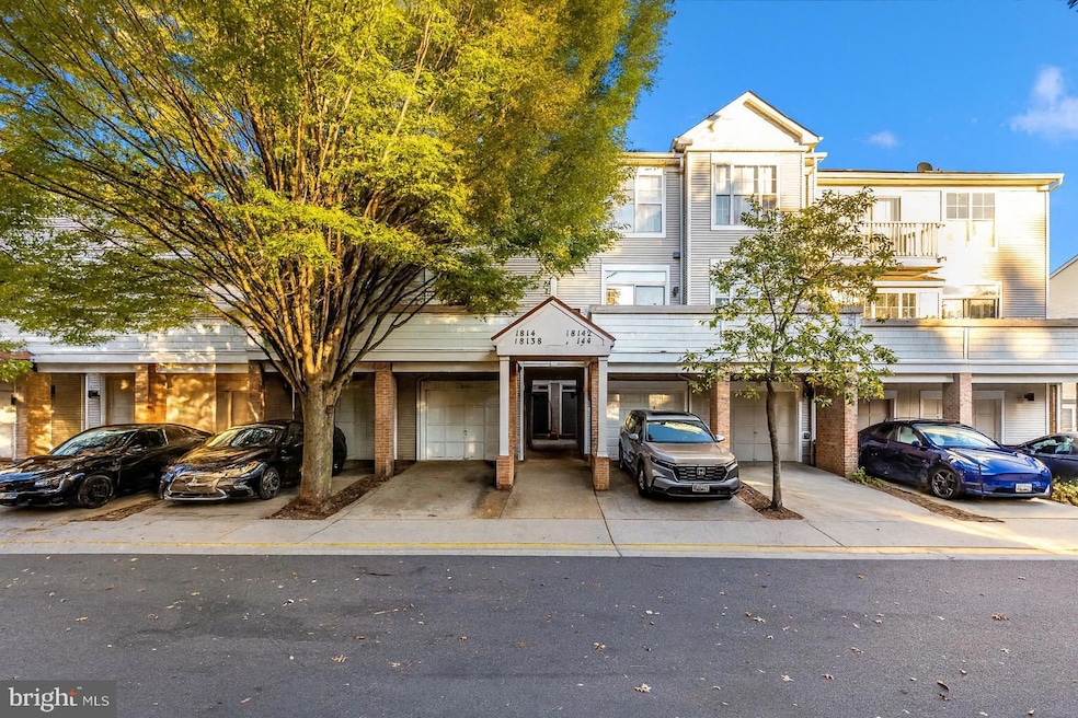 For Sale $385,000 • Co-Listing Agent