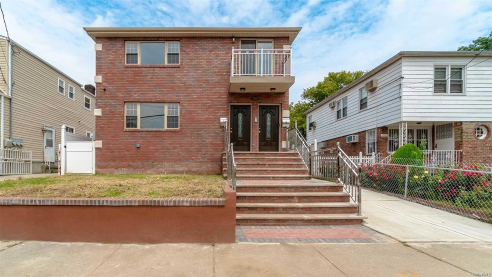 13625 63rd Ave, Flushing, NY 11367 - photo 1