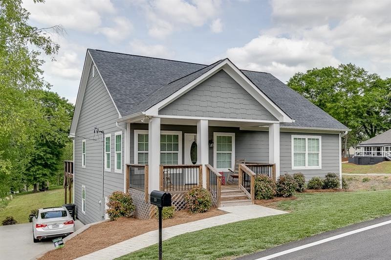 Gorgeous Buford City Schools Home in the Heart of 