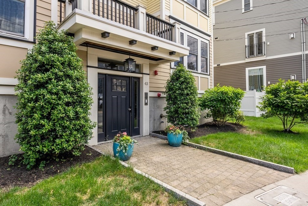 43 Coffey St unit 2, Boston, MA 02122 - photo 1