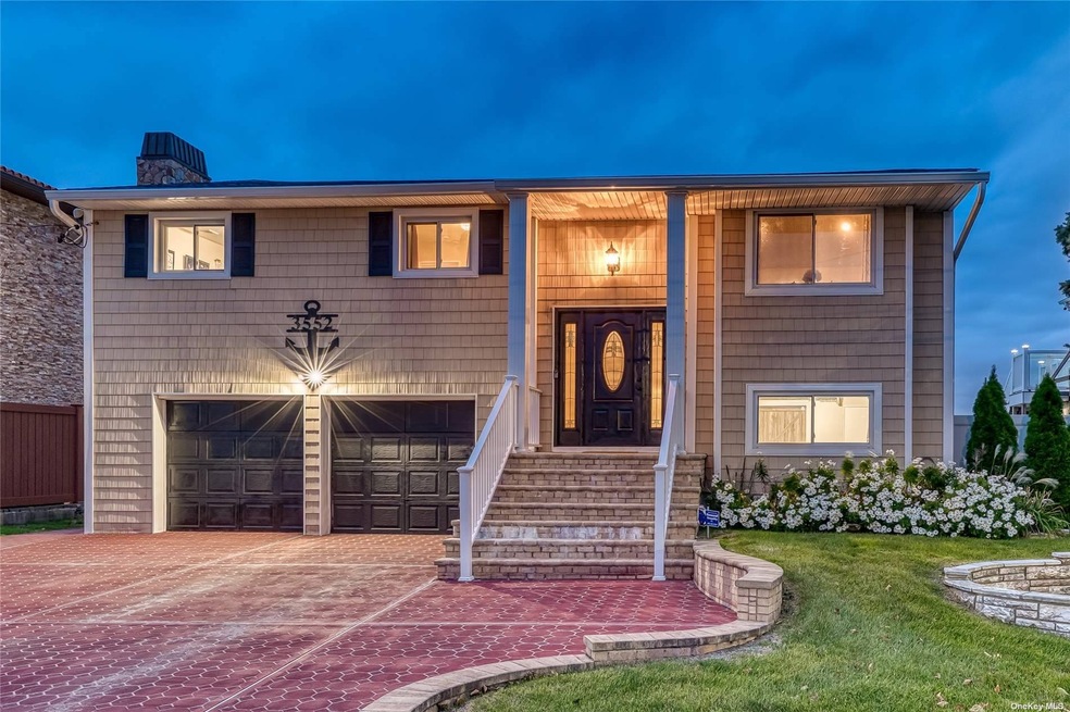 3552 Bertha Dr, Baldwin, NY 11510 - photo 1