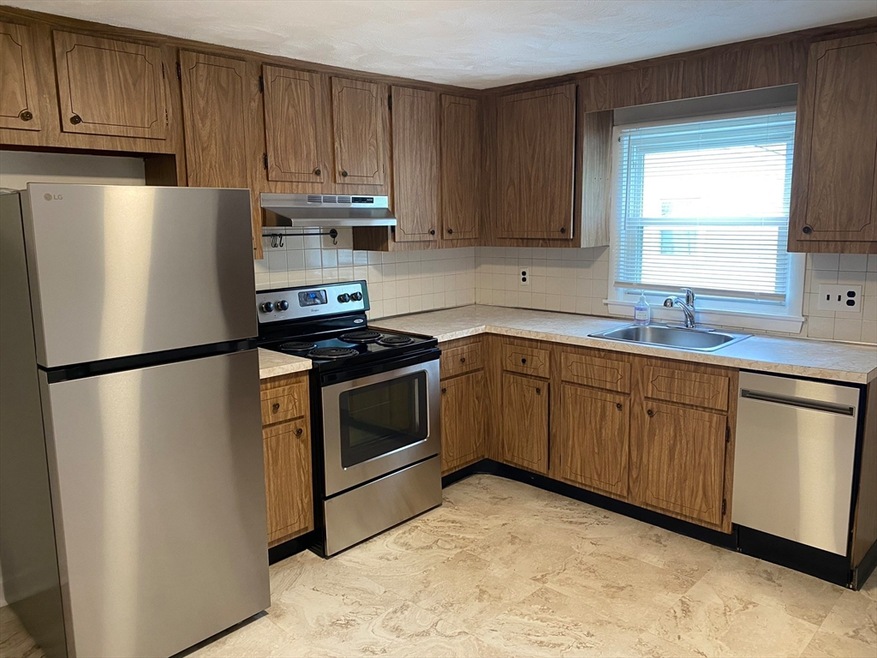 82 Hibbert St unit 1, Arlington, MA 02476 - photo 1