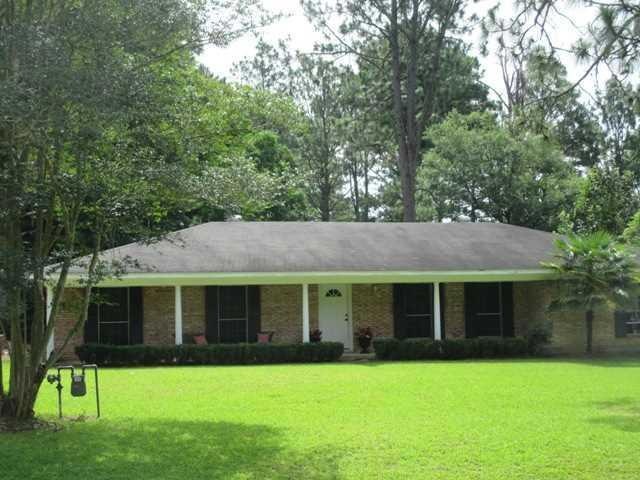 309 Holiday Cir, Pineville, LA 71360 - photo 1