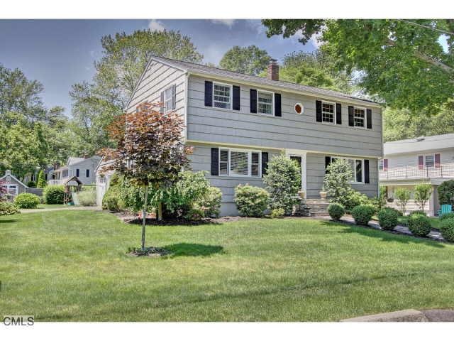 20 Centerbrook Rd, Fairfield, CT 06824 - photo 1