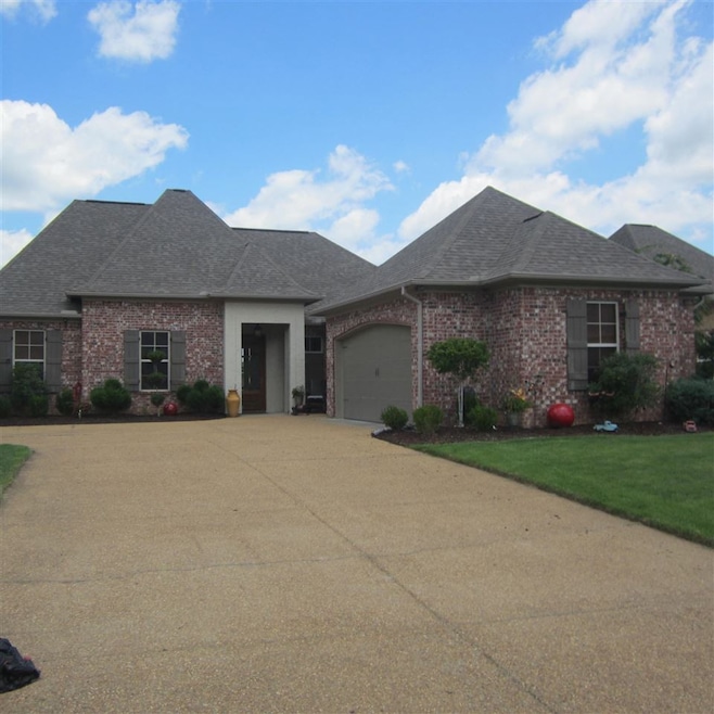 110 Martinique Dr, Madison, MS 39110 - photo 1