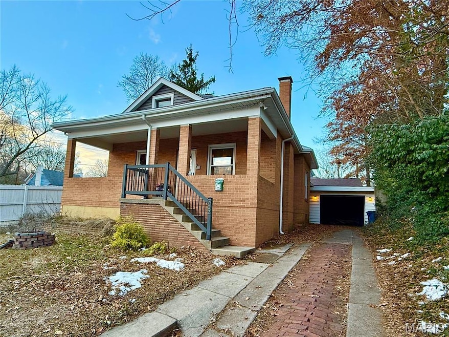 702 Union St, Alton, IL 62002 - photo 1
