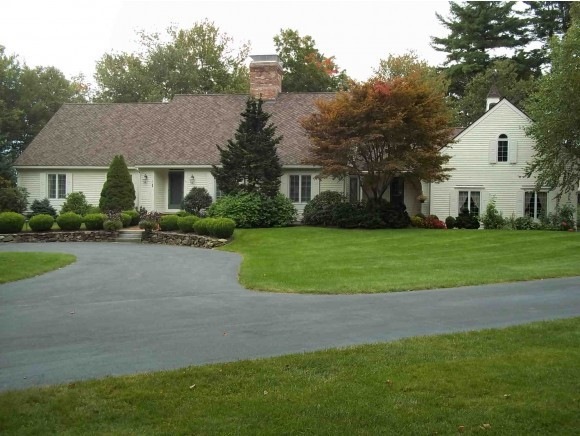 1 Runnymede Dr, North Hampton, NH 03862 - photo 1