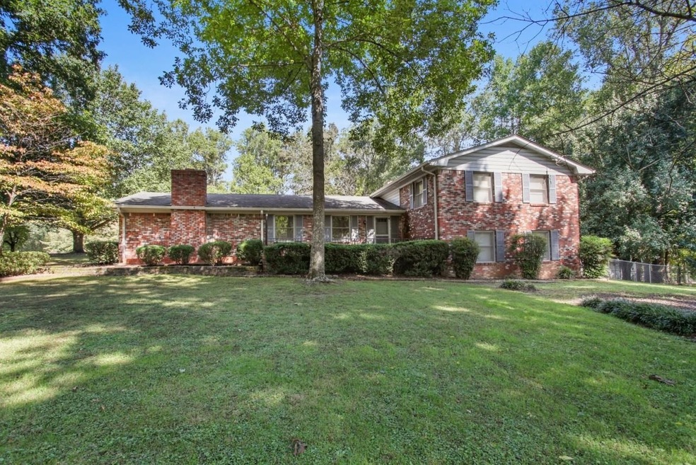 3263 Sewell Mill Rd, Marietta, GA 30062 - photo 1