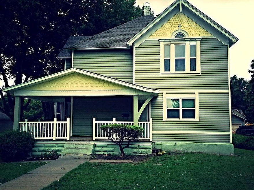 610 W 6th St, Concordia, KS 66901 - photo 1