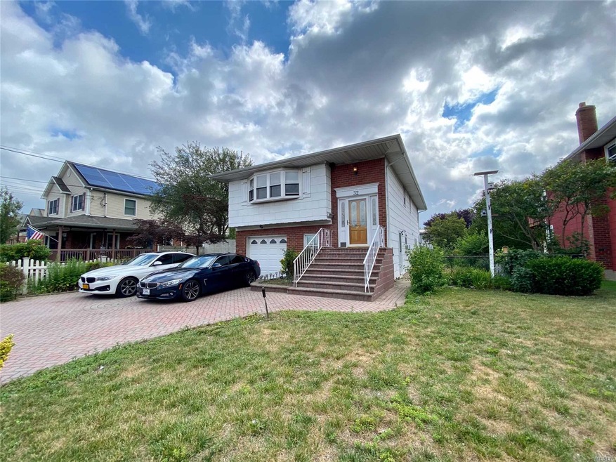 32 Carl Ave, Franklin Square, NY 11010 - photo 1