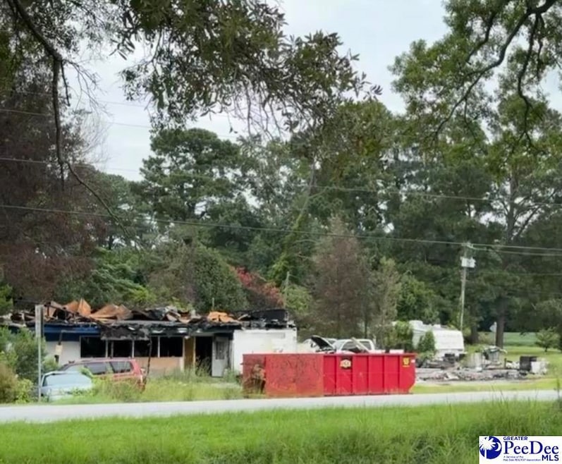 2842 S Carolina 57, Dillon, SC 29536 - photo 1