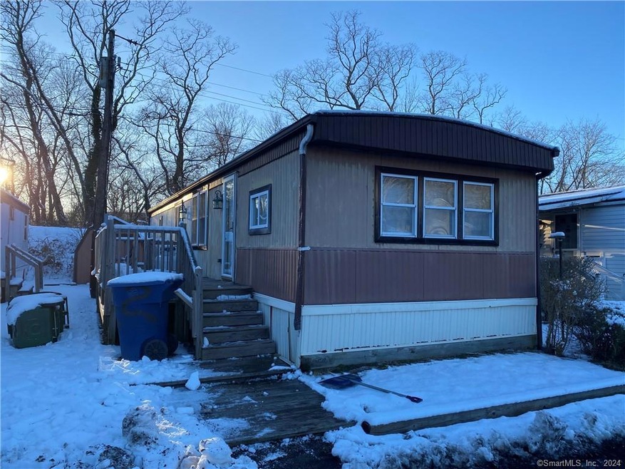 16 Terrace Dr, Waterford, CT 06385 - photo 1