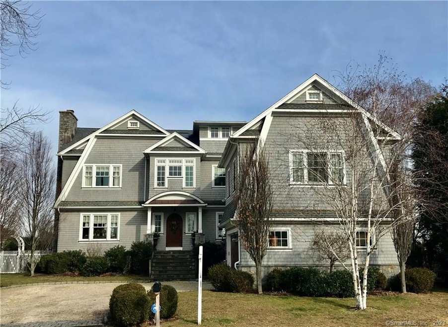 297 Pine Creek Ave, Fairfield, CT 06824 - photo 1