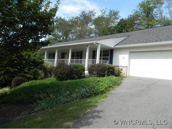9 Jamie Hill Dr, Asheville, NC 28806 - photo 1