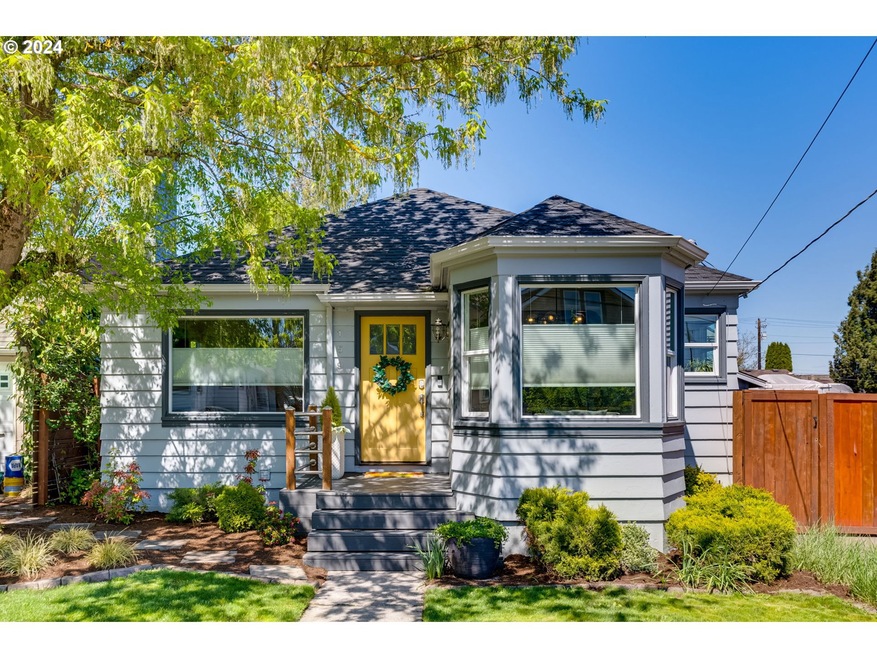 159 NE Stafford St, Portland, OR 97211 - photo 1