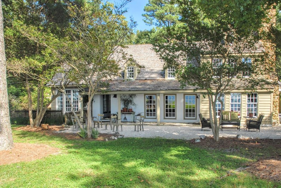 514 Wharton Grove Ln, Weems, VA 22576 - photo 1