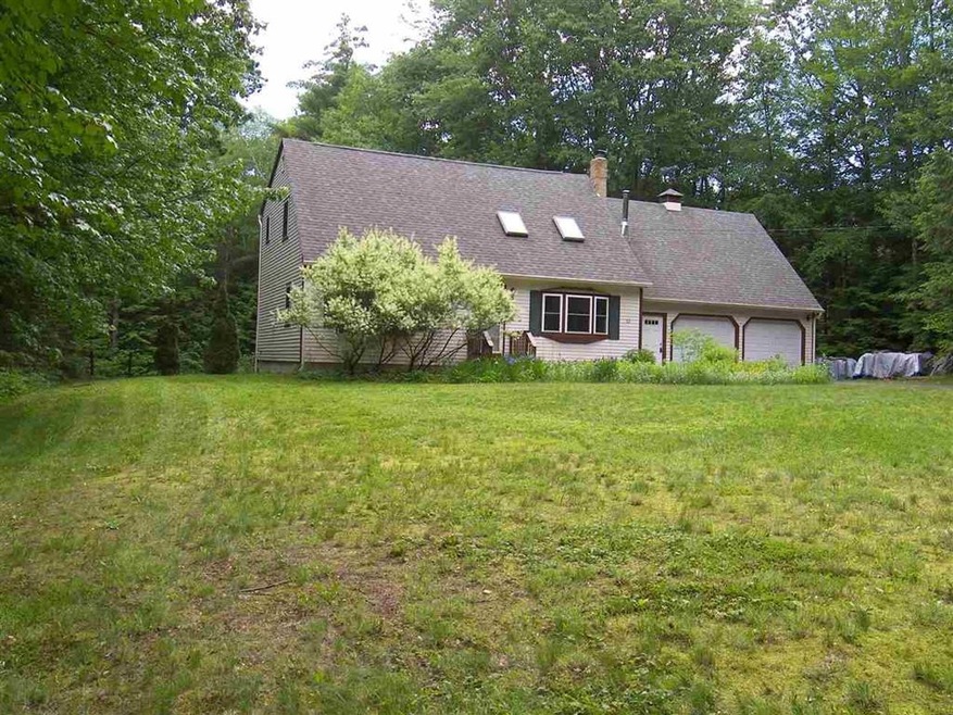 13 Hemlock Dr, Weare, NH 03281 - photo 1