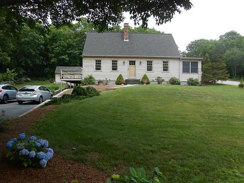 9 Danielle Ave, Westerly, RI 02891 - photo 1