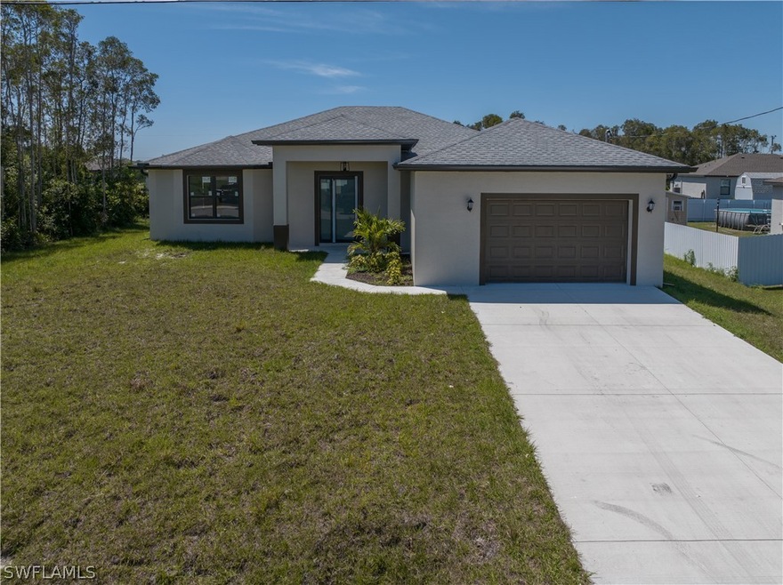 810 Lystra Ave, Fort Myers, FL 33913 - photo 1