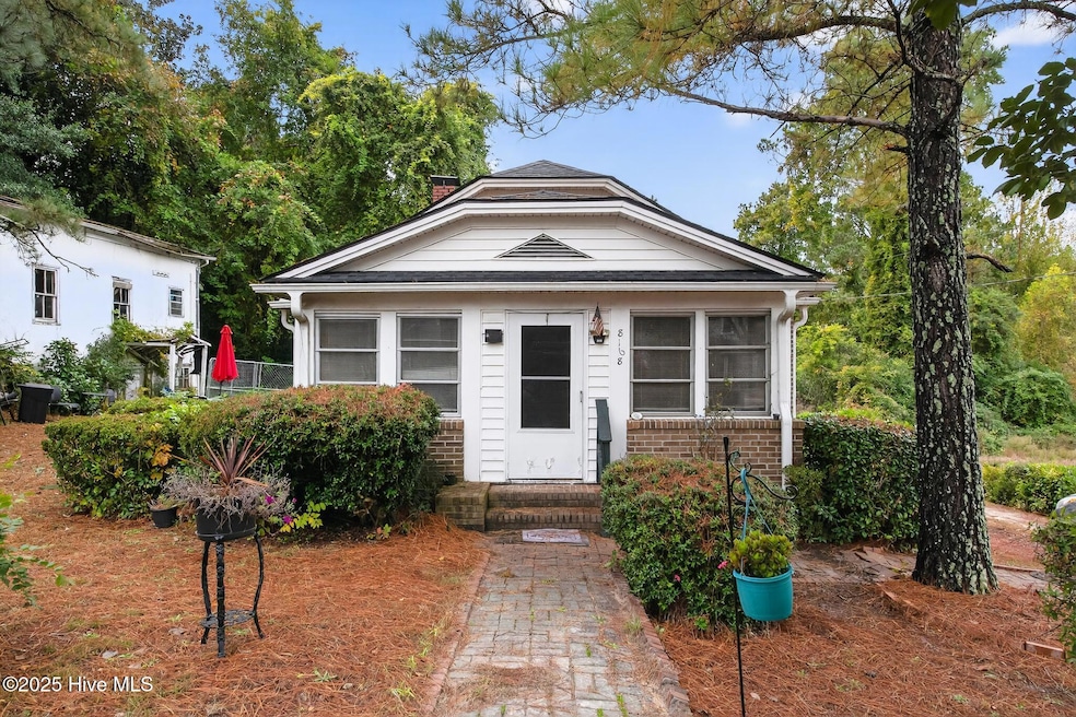 1_photo-8168-main-street