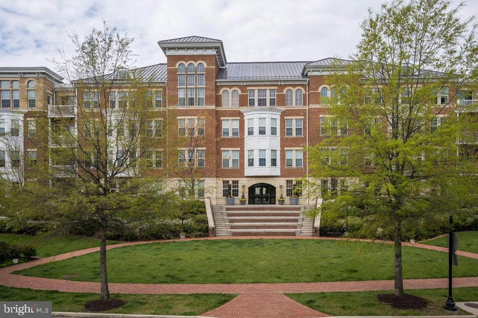 Cameron Square unit 228, Alexandria, VA 22304 - photo 1