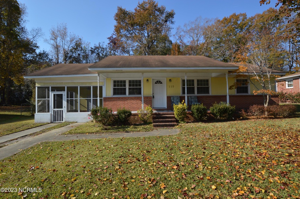 115 Brookdale Plaza, Jacksonville, NC 28546 - photo 1