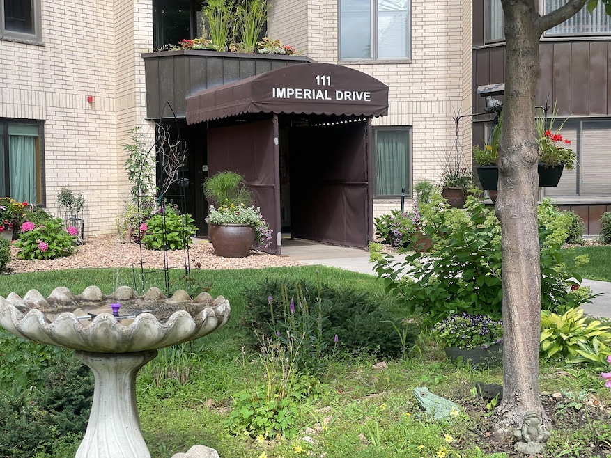 111 Imperial Dr W unit 102, Saint Paul, MN 55118 - photo 1