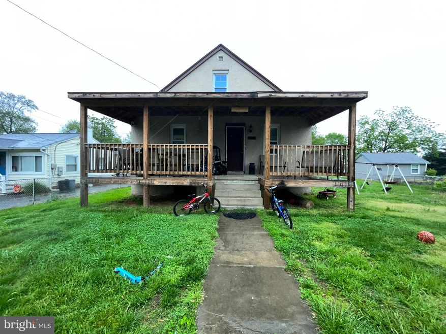 1725 Wilson Ave, Halethorpe, MD 21227 - photo 1