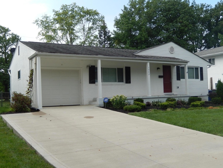 1343 Ironwood Dr, Columbus, OH 43229 - photo 1