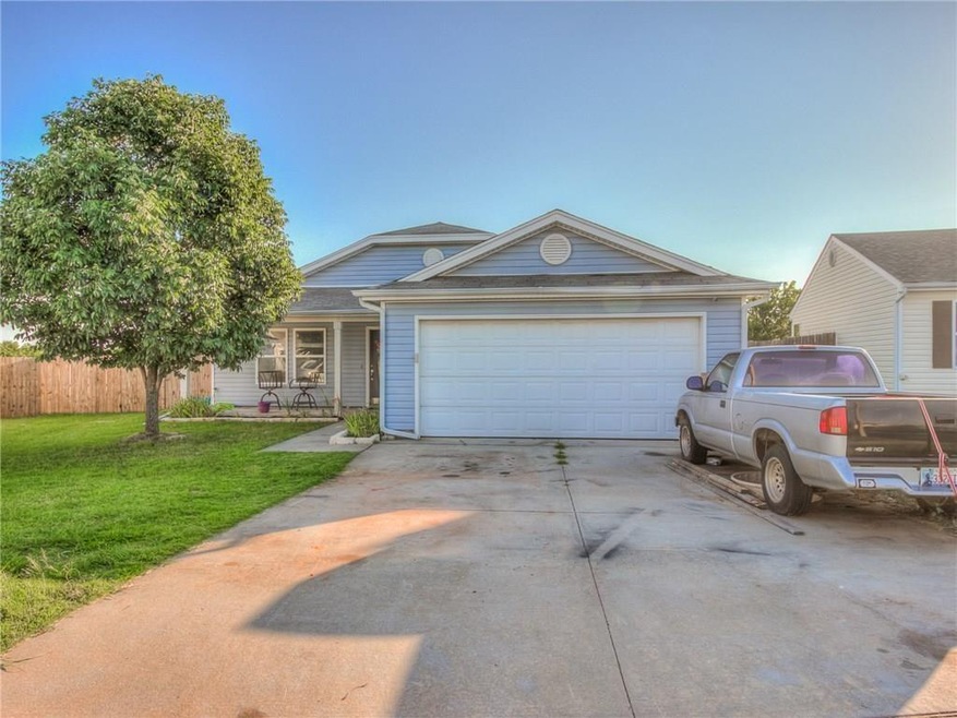 9421 Checkerbloom Dr, Oklahoma City, OK 73165 - photo 1