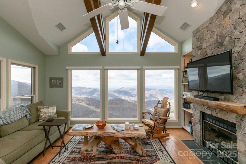 Sold $575,000