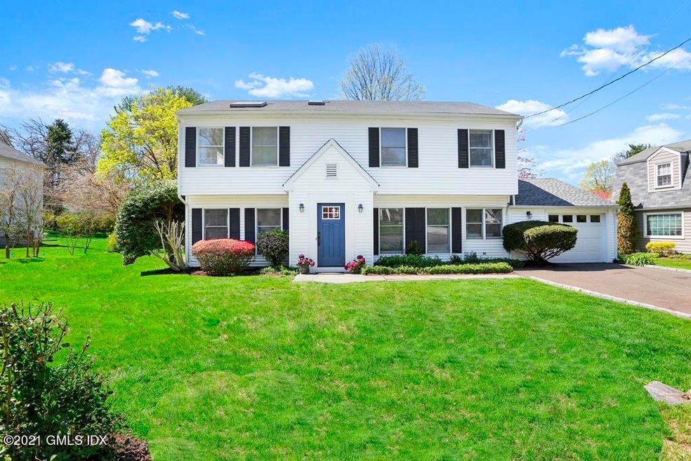 39 Sunshine Ave, Riverside, CT 06878 - photo 1