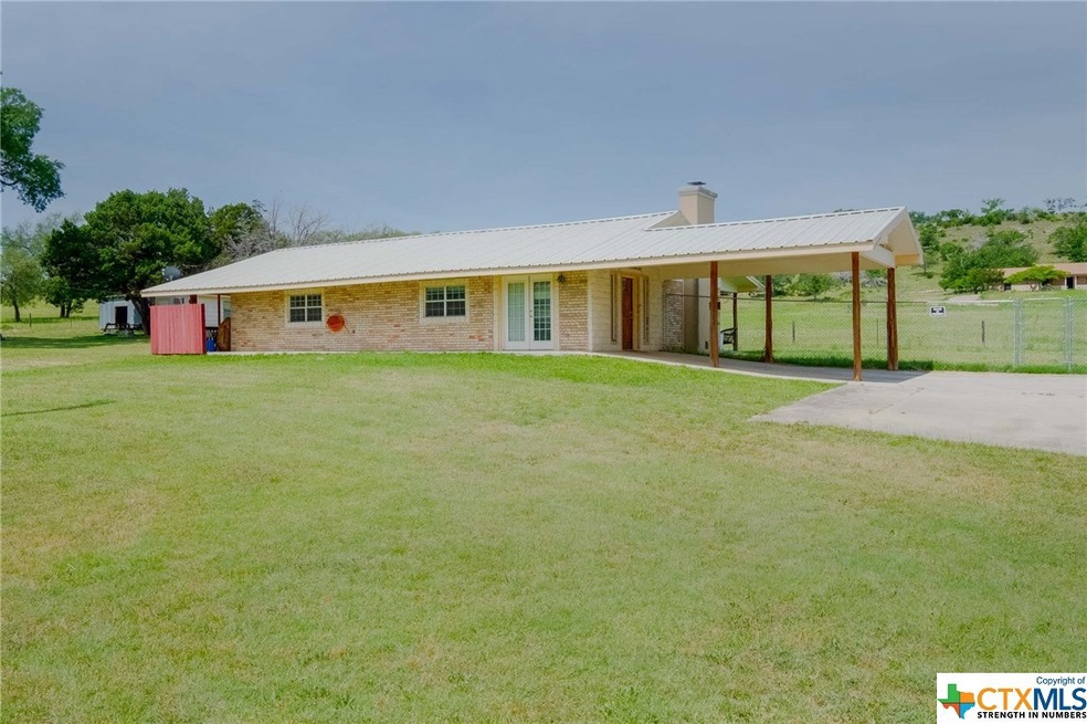 102 County Road 4881, Copperas Cove, TX 76522 - photo 1