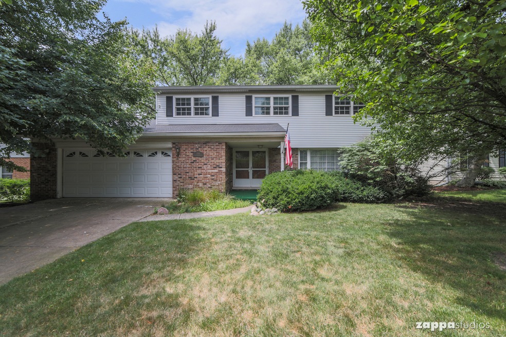1518 S Naperville Rd, Wheaton, IL 60189 - photo 1