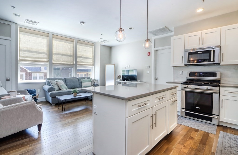 Sold $670,000 • Co-Listing Agent