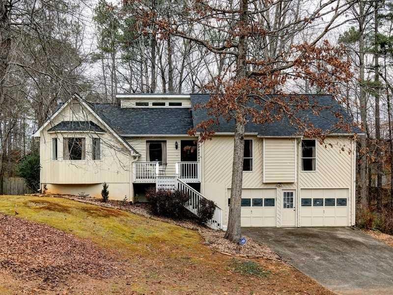 606 Jeffrey Ct, Woodstock, GA 30188 - photo 1