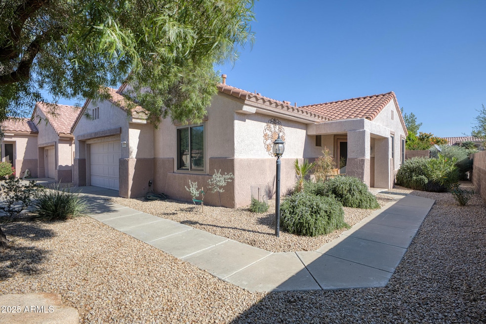15773 W Grand Point Ln, Surprise, AZ 85374 - photo 1