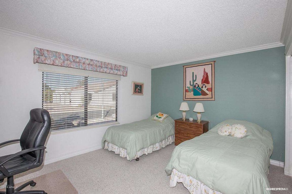 Guest bedroom