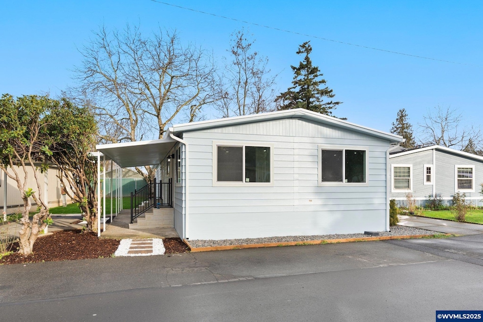 20140 NE Sandy Bl, Fairview, OR 97024 - photo 1