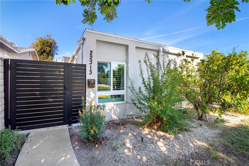 22313 Mobile St, Los Angeles, CA 91303 - photo 1