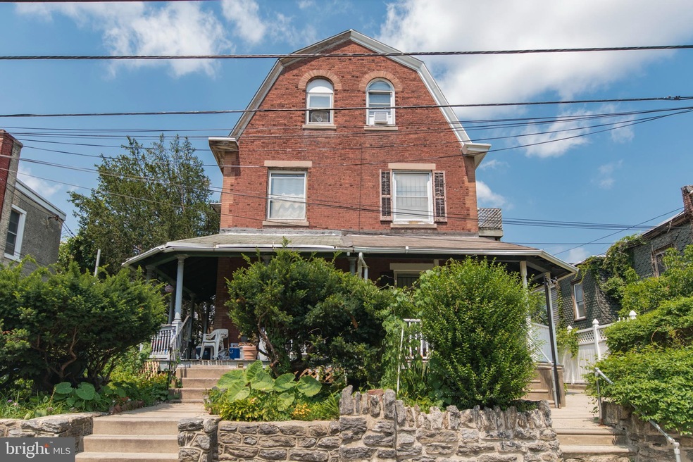 73 E Penn St, Philadelphia, PA 19144 - photo 1