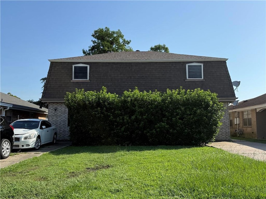8509-11 Deerfield Dr., Chalmette LA 70043