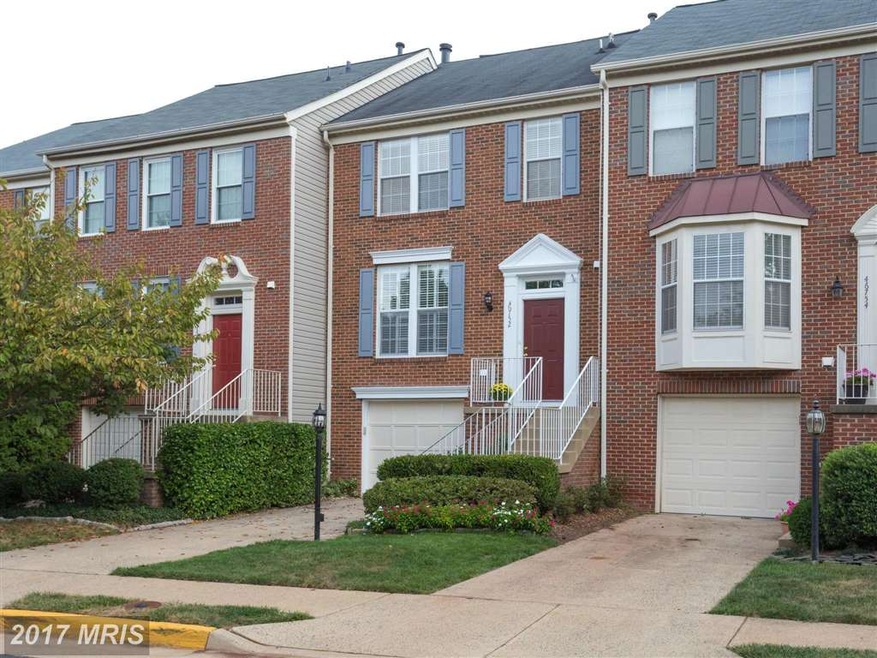 46752 Graham Cove Square, Sterling, VA 20165 - photo 1