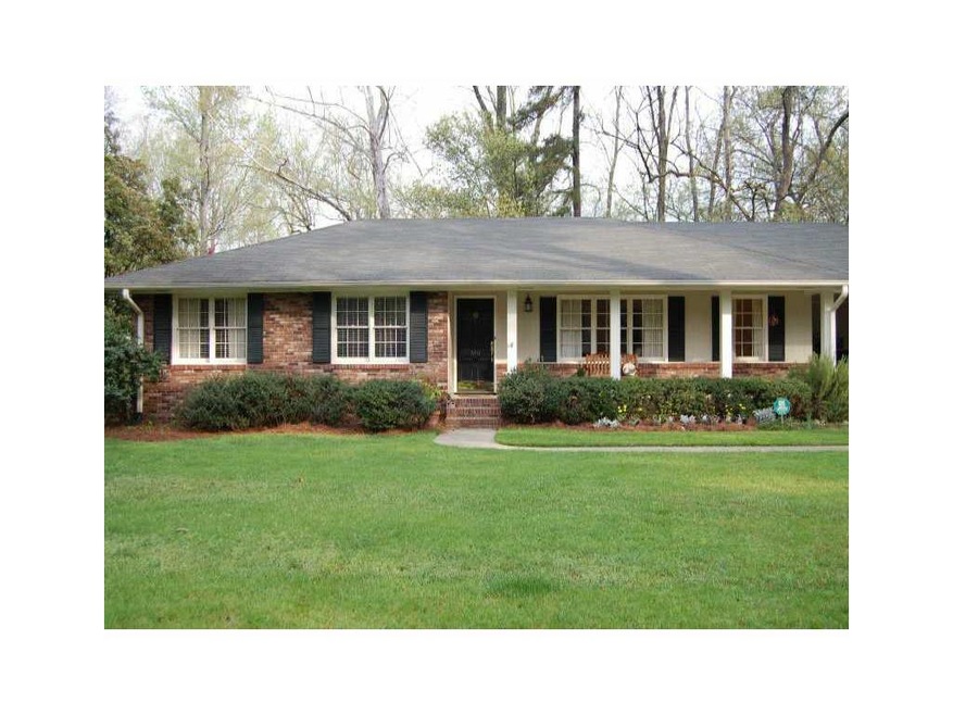 Exterior Front. 570 Pine Forest Rd. Meadowbrook. R