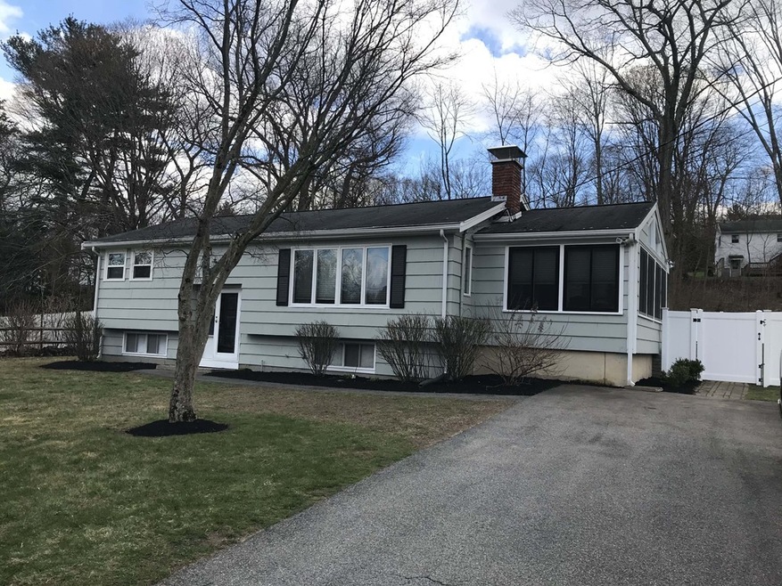 22 Collins Dr, Hudson, MA 01749 - photo 1