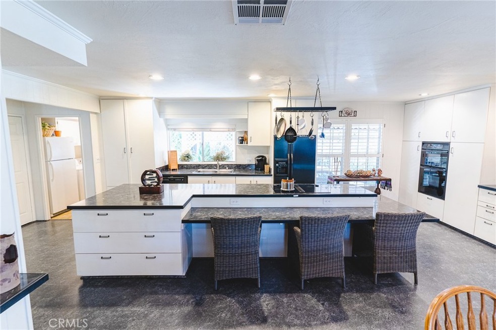 Sold $575,000 • Co-Listing Agent