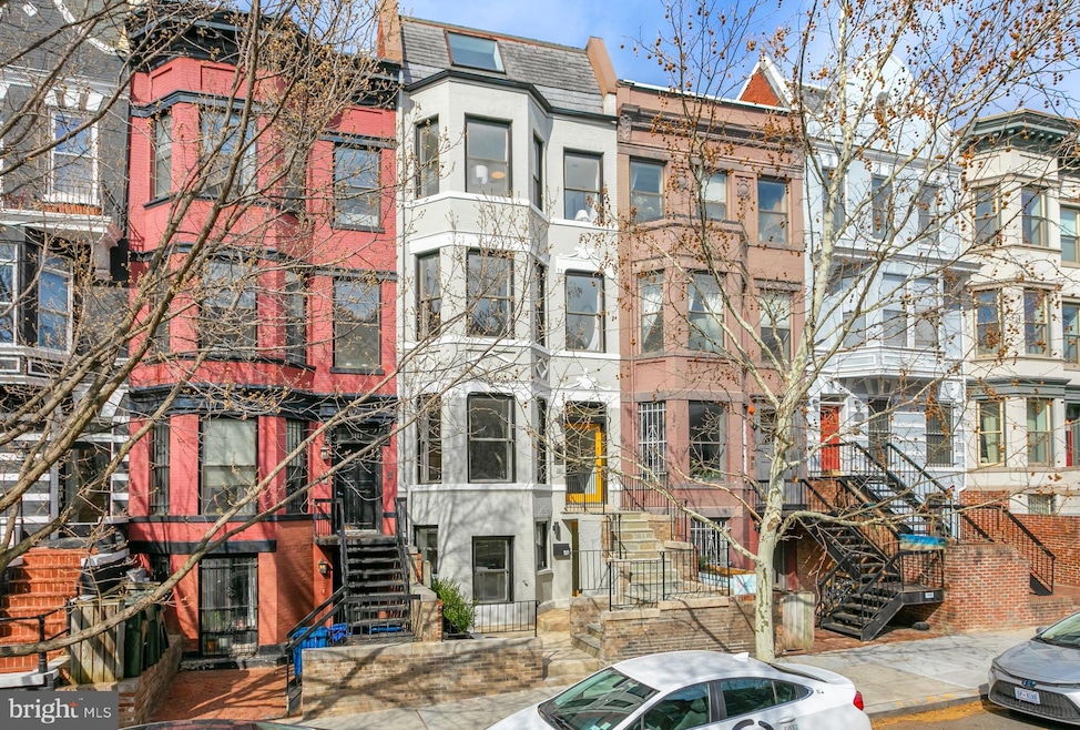 1865 California St NW unit 3, Washington, DC 20009 - photo 1
