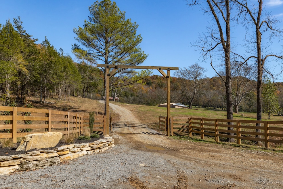 2 Tallent Rd, Pulaski, TN 38478 - photo 1